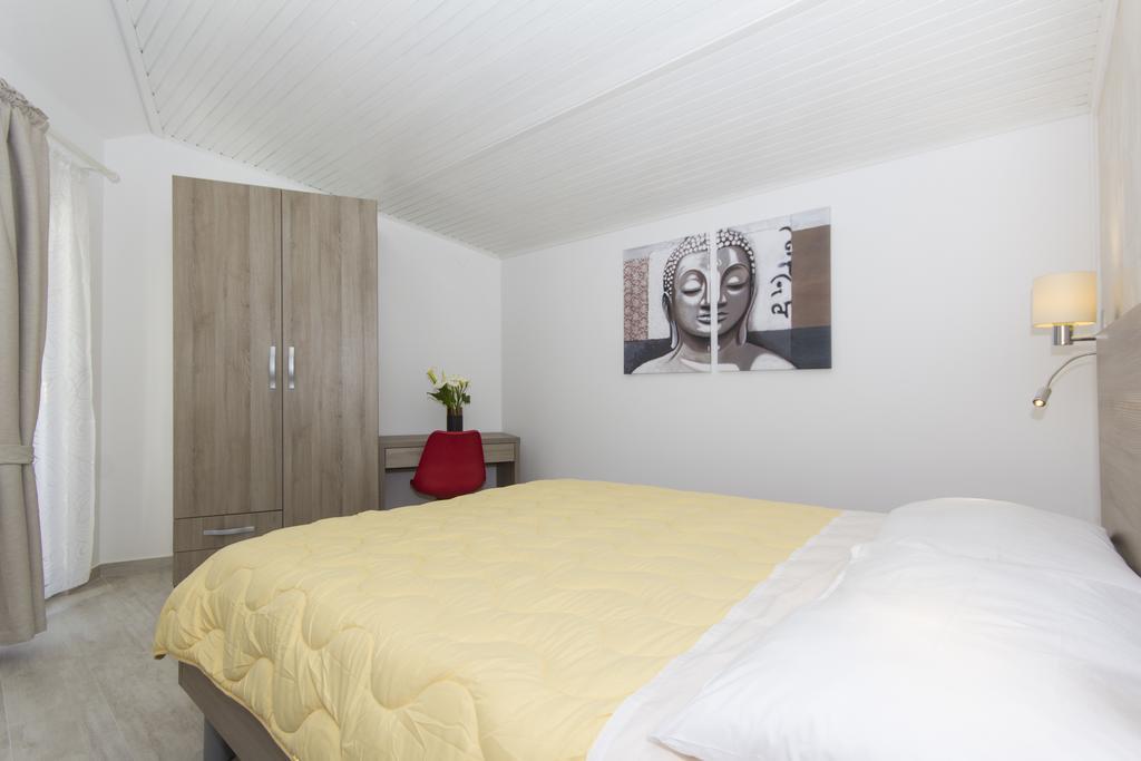 Alison Apartments Premantura Εξωτερικό φωτογραφία
