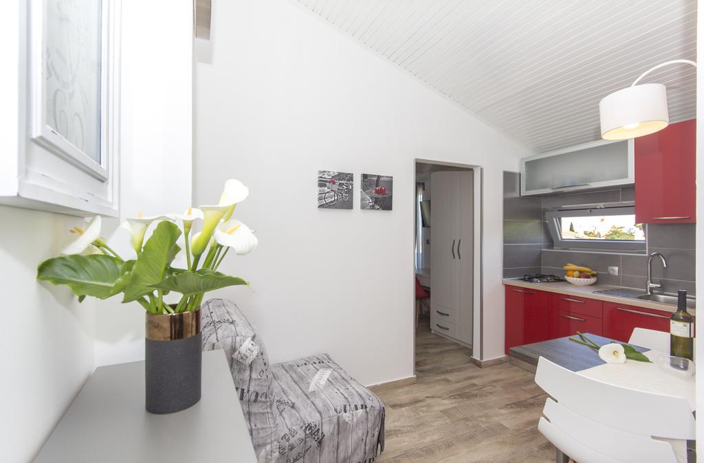 Alison Apartments Premantura Εξωτερικό φωτογραφία