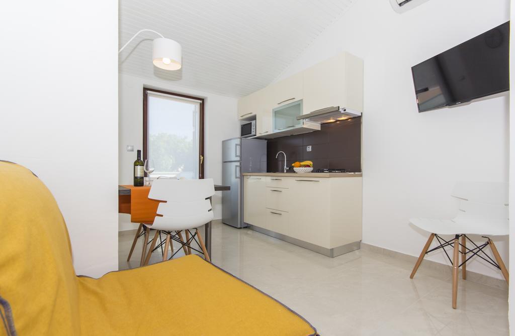 Alison Apartments Premantura Εξωτερικό φωτογραφία