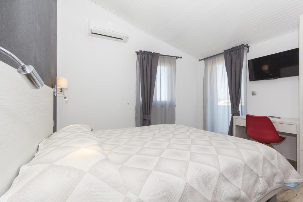 Alison Apartments Premantura Εξωτερικό φωτογραφία
